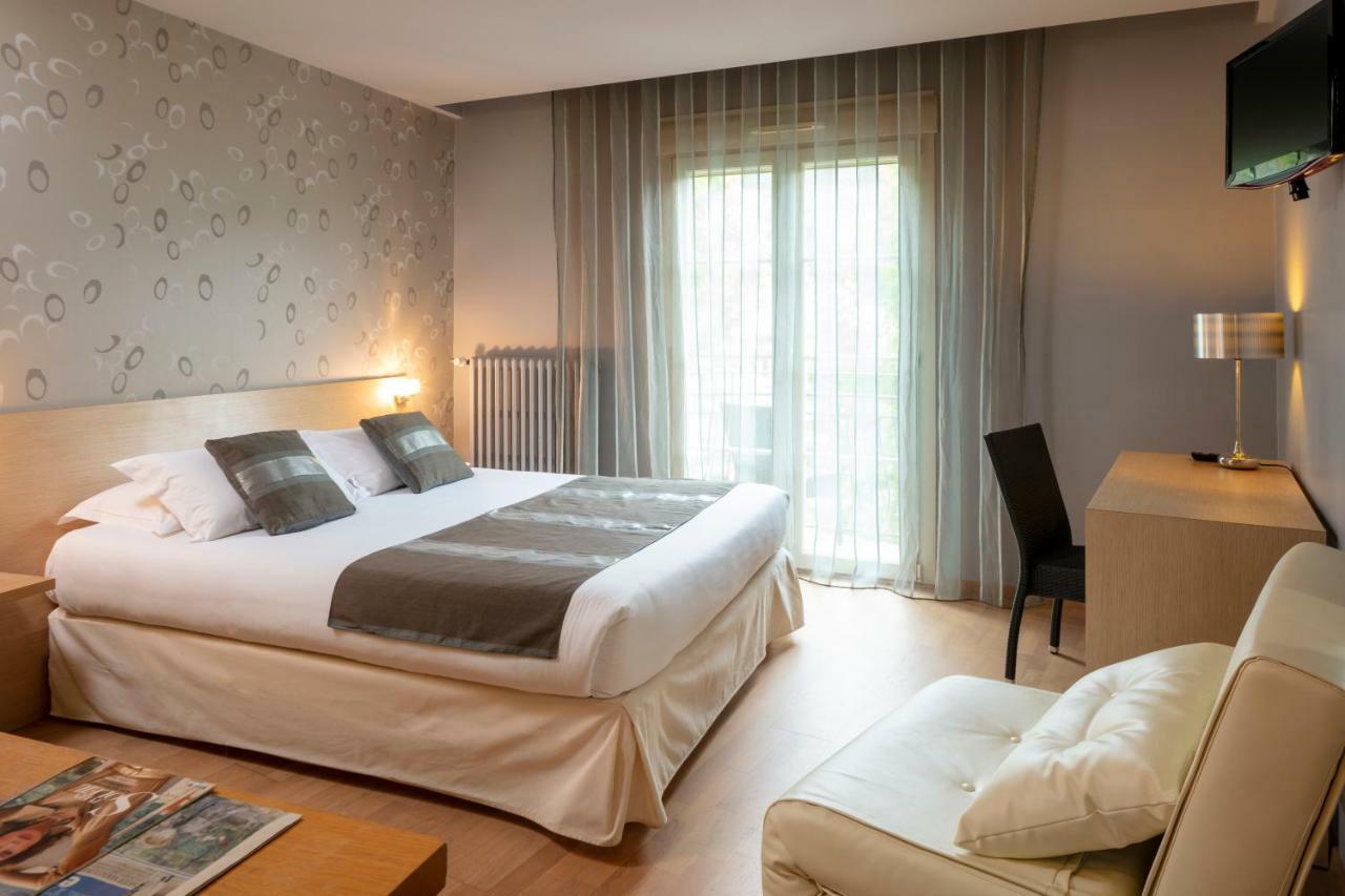 Hotel La Chaumiere Quillan Buitenkant foto